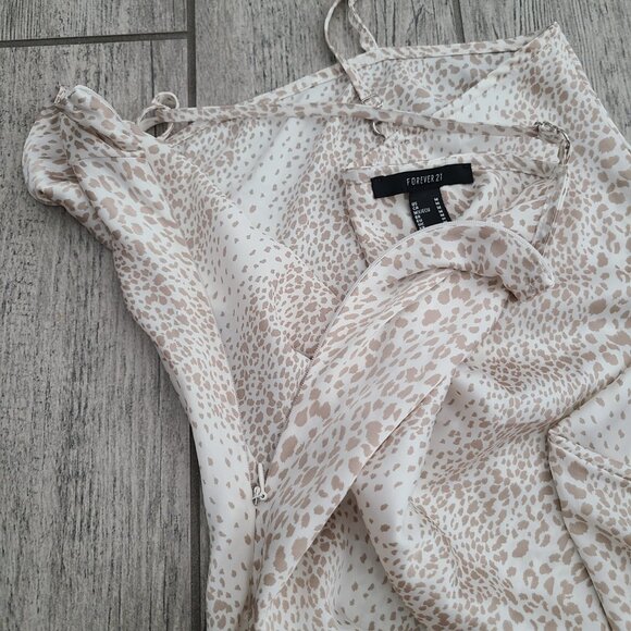 Forever 21 women's beige leopard print slip dress size medium - Picture 14 of 14